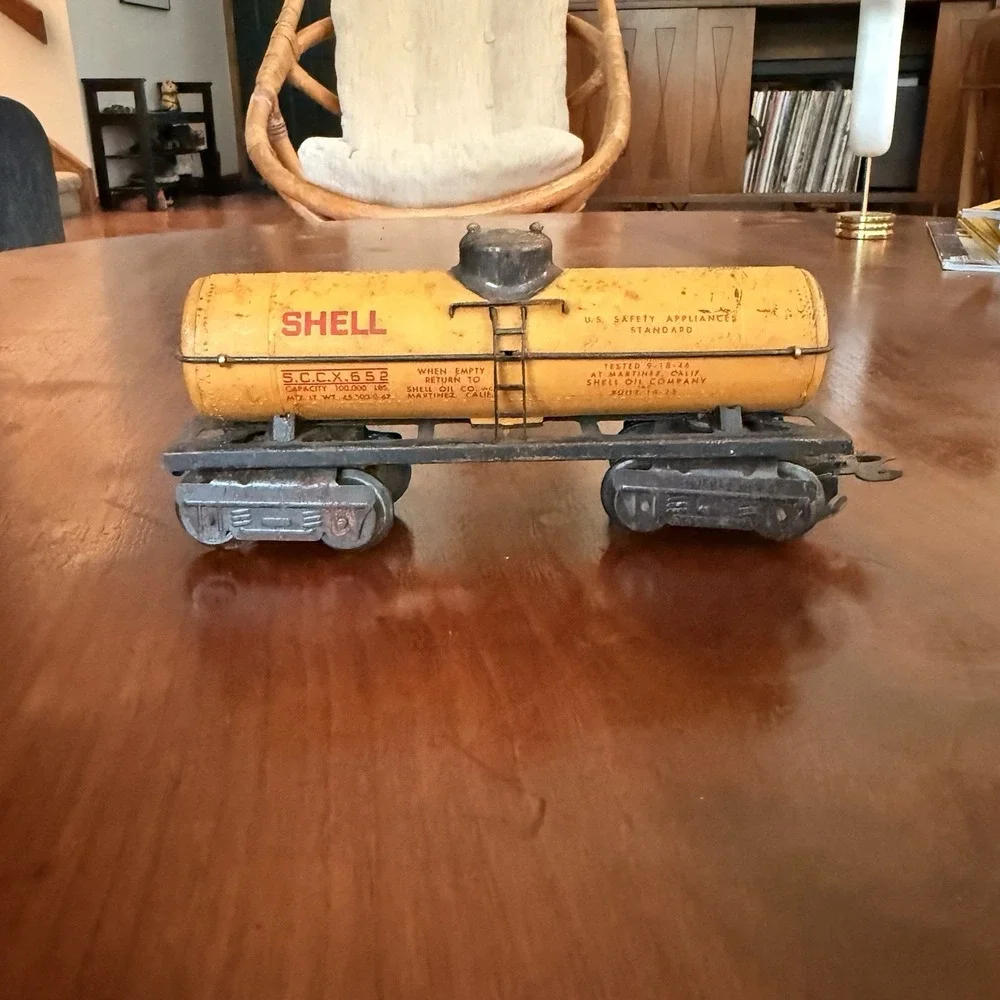 Vintage Marx O Gauge Shell Oil SCCX 652 Yellow Tin Litho Tank Car Train